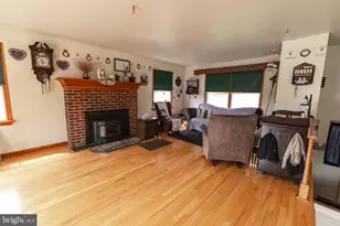 425 Mill Creek Rd, Bird in Hand, PA 17505 - Photo 4