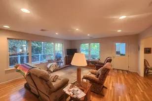 5640 Elizabethtown Rd, Manheim, PA 17545 - Photo 12