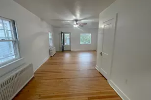 120 N Locust St, Elizabethtown, PA 17022 - Photo 2