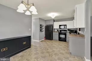 219 Heathersage Dr, Marietta, PA 17547 - Photo 10