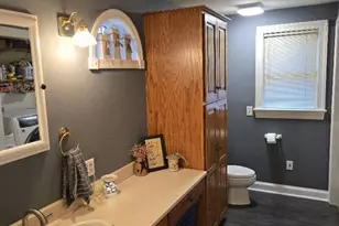 57 N Charlotte St, Manheim, PA 17545 - Photo 12