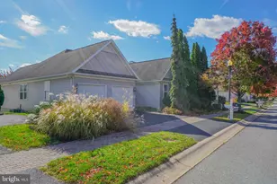 1221 Brighton Ave, Lititz, PA 17543 - Photo 2