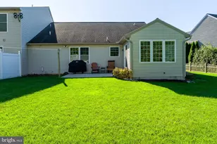 5179 Oak Leaf Dr, Mount Joy, PA 17552 - Photo 8