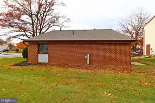 305 Greenland Dr, Lancaster, PA 17602 - Photo 22