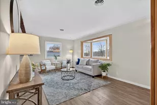 2425 Lebanon Rd, Manheim, PA 17545 - Photo 10