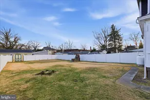 125 E Ferdinand St, Manheim, PA 17545 - Photo 40