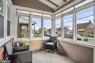 227 Locust St, New Holland, PA 17557 - Photo 4