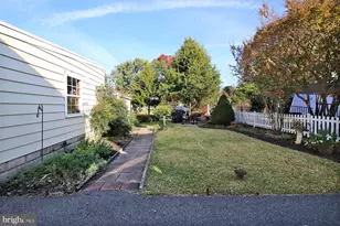 711 Tusitala Dr, Lancaster, PA 17601 - Photo 32