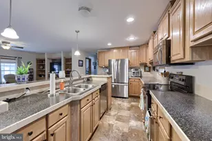 139 Madge Dr, Lancaster, PA 17603 - Photo 10