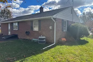 1799 Heritage Ave, Lancaster, PA 17603 - Photo 4