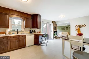 25 Evergreen St, Gordonville, PA 17529 - Photo 8