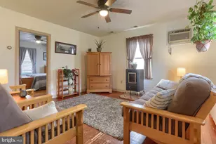 356 E High St, Elizabethtown, PA 17022 - Photo 8