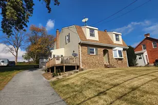 827 Disston View Dr, Lititz, PA 17543 - Photo 4