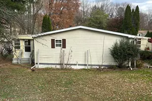 751 Willow Ln, Gap, PA 17527 - Photo 2