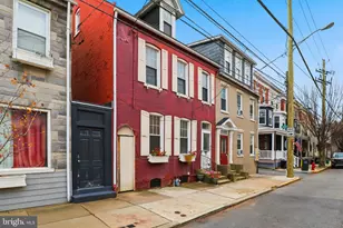 128 E James St, Lancaster, PA 17602 - Photo 2