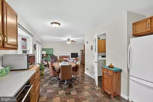 213 E 6th St, Lititz, PA 17543 - Photo 16