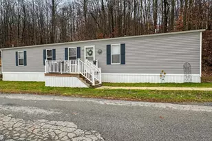 725 Hillside Dr, Gap, PA 17527 - Photo 2