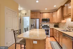 808 Huntington Pl, Lancaster, PA 17601 - Photo 16