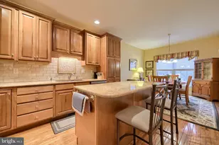 808 Huntington Pl, Lancaster, PA 17601 - Photo 12