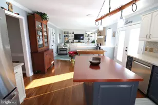 1560 S Jefferson Ct, Lancaster, PA 17602 - Photo 12