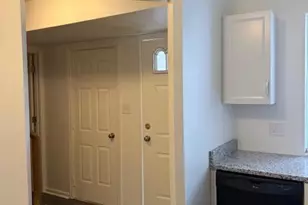 624 E Front St, Lititz, PA 17543 - Photo 2