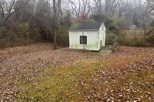 1040 Hilmar Cir, Columbia, PA 17512 - Photo 10