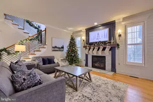 307 Bowyer Ln, Lititz, PA 17543 - Photo 4