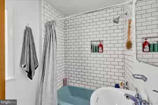 830 Lake St, Lancaster, PA 17603 - Photo 16