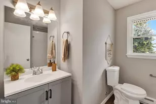 1227 Lebanon Rd, Manheim, PA 17545 - Photo 18