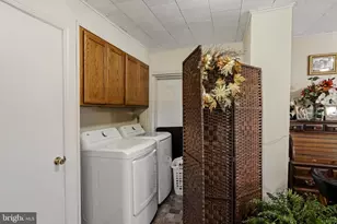 222 E High St, Manheim, PA 17545 - Photo 18