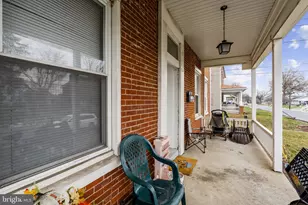 222 E High St, Manheim, PA 17545 - Photo 4