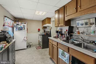 222 E High St, Manheim, PA 17545 - Photo 28