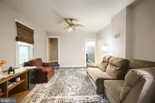 37 W Ferdinand St, Manheim, PA 17545 - Photo 2