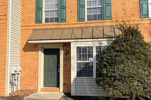 1853 Shady Oak Dr, Mount Joy, PA 17552 - Photo 2