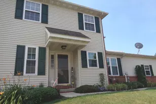112 Sutherland Rd, Lancaster, PA 17603 - Photo 2