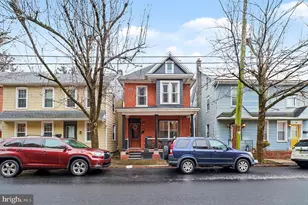 24 E Orange St, Lititz, PA 17543 - Photo 1