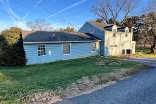 58 W Charlotte St, Millersville, PA 17551 - Photo 6