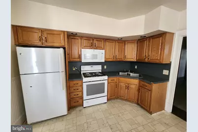 33 E Gramby Street, Manheim, PA 17545 - Photo 6