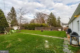 141 E Lincoln Ave, Lititz, PA 17543 - Photo 6