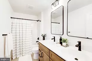 220 Parkside Pl, Lancaster, PA 17602 - Photo 34