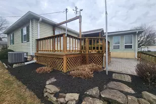 320 Crestline Dr, Willow Street, PA 17584 - Photo 8