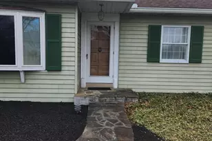 320 Crestline Dr, Willow Street, PA 17584 - Photo 6