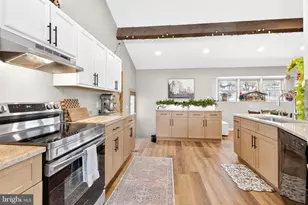 323 Edgemont Dr, Willow Street, PA 17584 - Photo 14