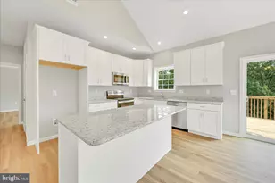 227 Pilgrim Dr, Lancaster, PA 17603 - Photo 6