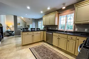 1005 Northfield Dr, Elizabethtown, PA 17022 - Photo 8