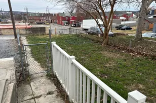 222 N 3rd St, Columbia, PA 17512 - Photo 20