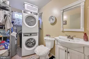 546 Creekside Ln, Mount Joy, PA 17552 - Photo 14