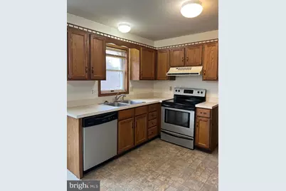 146 Gregg Circle, Ephrata, PA 17522 - Photo 2