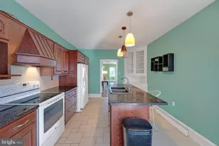 20 W Fulton St, Ephrata, PA 17522 - Photo 16