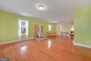 20 W Fulton St, Ephrata, PA 17522 - Photo 8